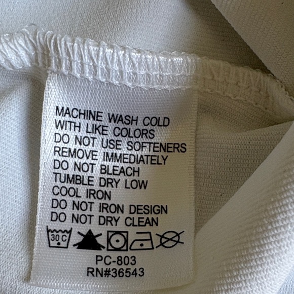 NWT Izod Golf Women's Short Sleeve V Neck Shirt with Cool FX; Sz: L - Picture 13 of 13